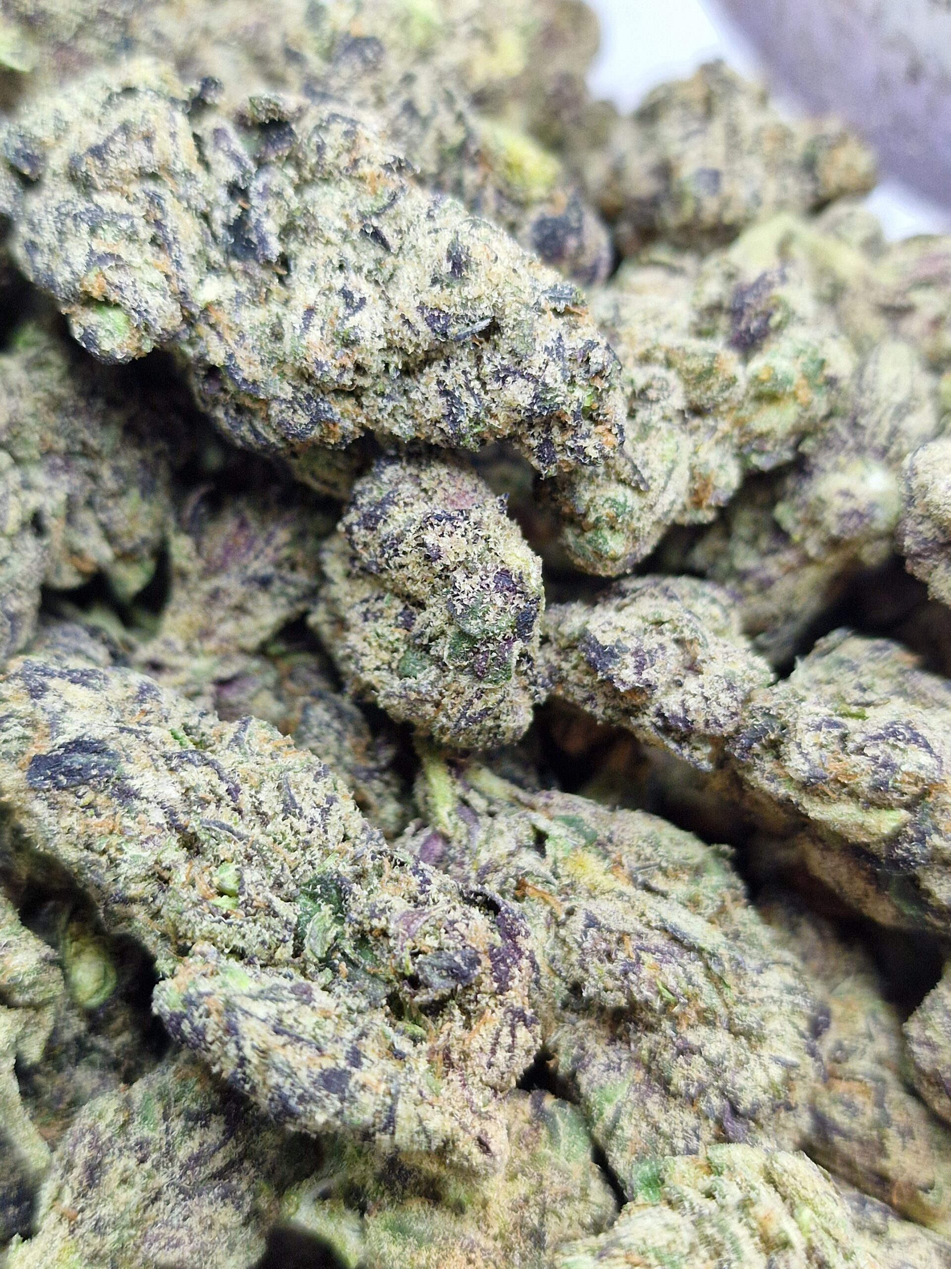 Purple Dawg Breath - 70/30 Indica Dominant