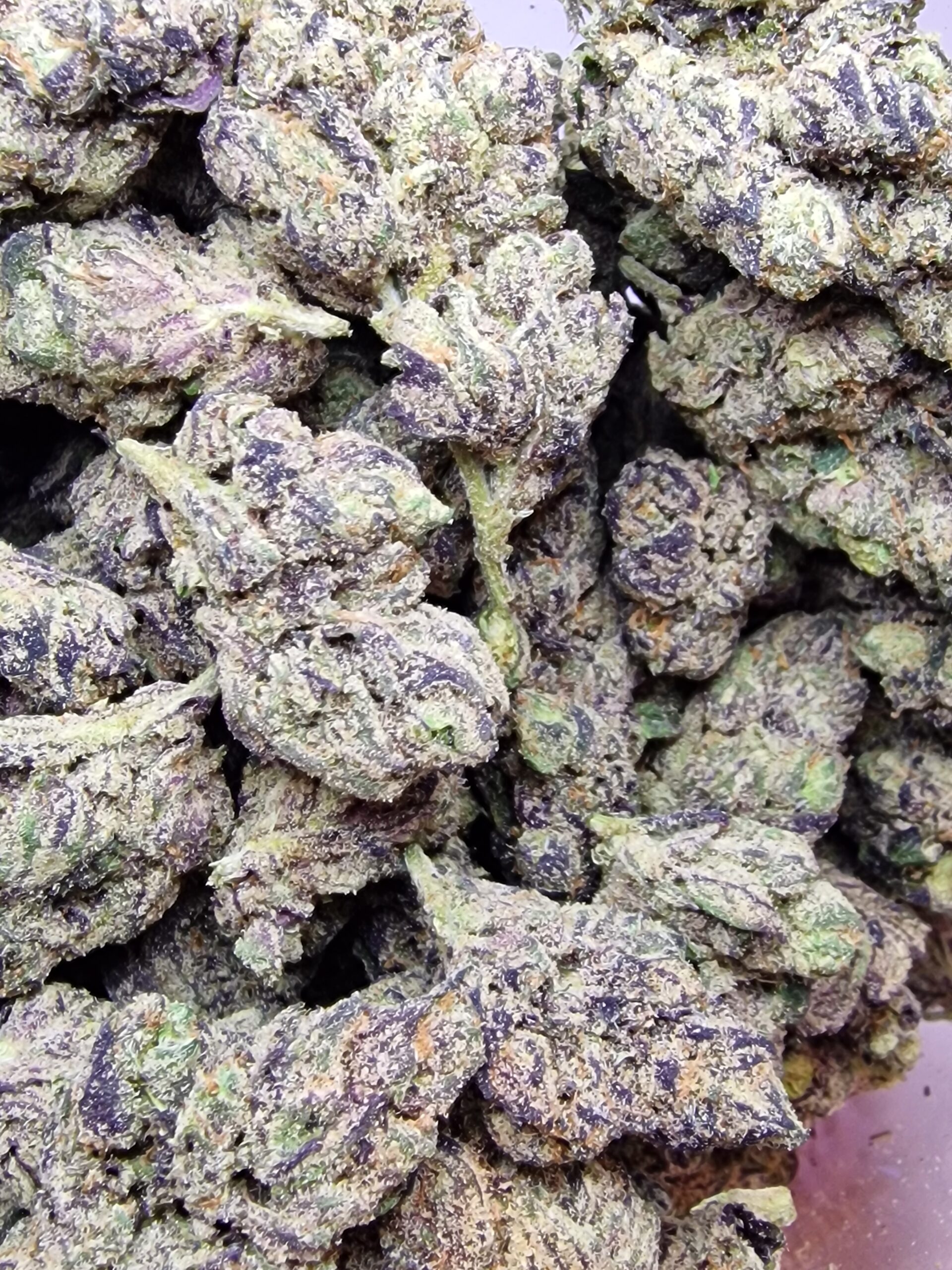 Purple Dawg Breath - 70/30 Indica Dominant - Image 2