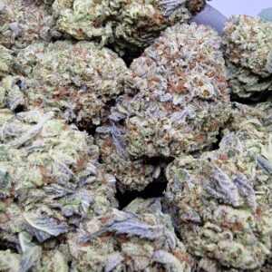 Biscotti Cake - 60/40 Indica Heavy Hybrid (light dep)